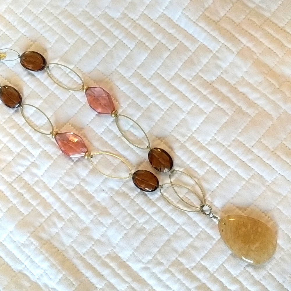 Gorgeous lia sophia necklace